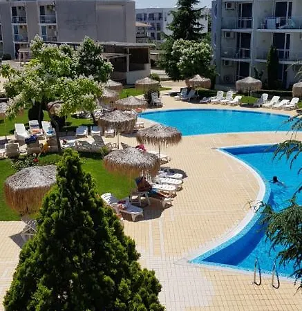 شقة With Terrace *