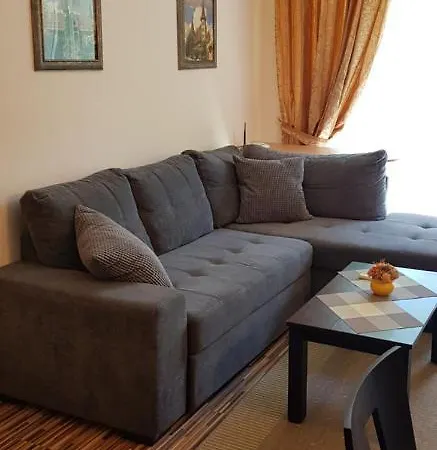 With Terrace Apartman Burgasz