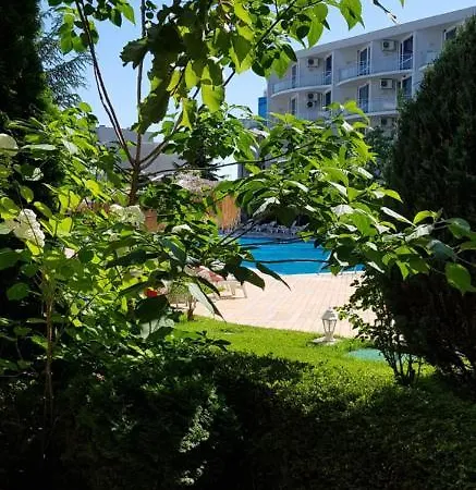 With Terrace Apartmán